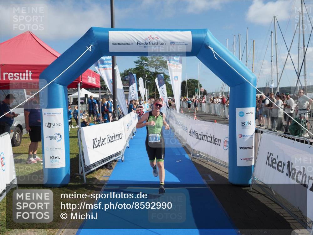 17.08.2025 - KN Förde Triathlon 2025 MichiJ http://msf.ph/oto/8592990 17.08.2025 10:36:12 Laufen 177, 216 meine-sportfotos.de