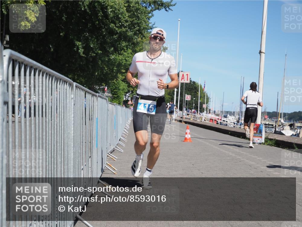 17.08.2025 - KN Förde Triathlon 2025 KatJ http://msf.ph/oto/8593016 17.08.2025 13:38:44 Laufen 415 meine-sportfotos.de