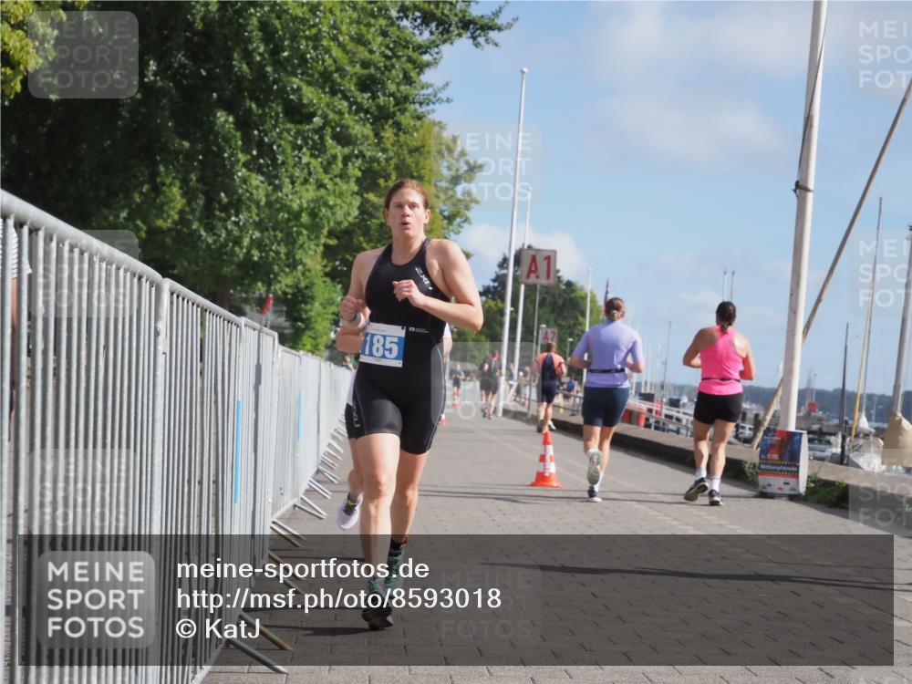 17.08.2025 - KN Förde Triathlon 2025 KatJ http://msf.ph/oto/8593018 17.08.2025 10:20:39 Laufen 139, 157, 185 meine-sportfotos.de