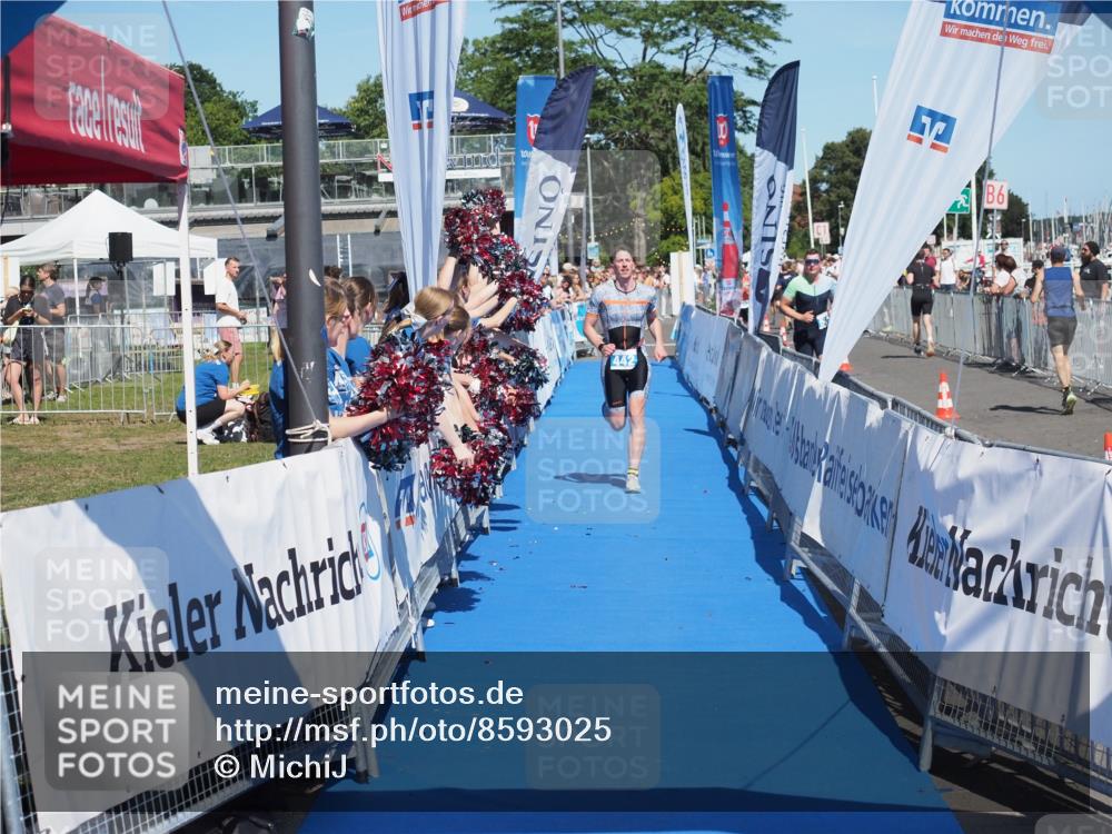 17.08.2025 - KN Förde Triathlon 2025 MichiJ http://msf.ph/oto/8593025 17.08.2025 13:52:57 Laufen 442 meine-sportfotos.de