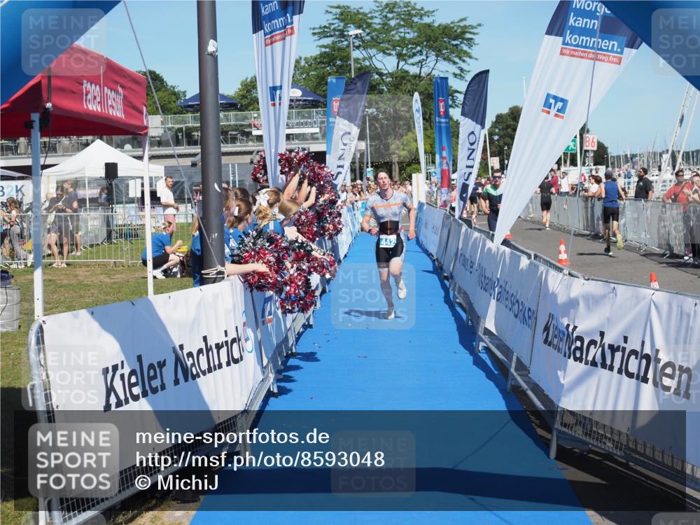 17.08.2025 - KN Förde Triathlon 2025 MichiJ http://msf.ph/oto/8593048 17.08.2025 13:52:57 Laufen 442 meine-sportfotos.de