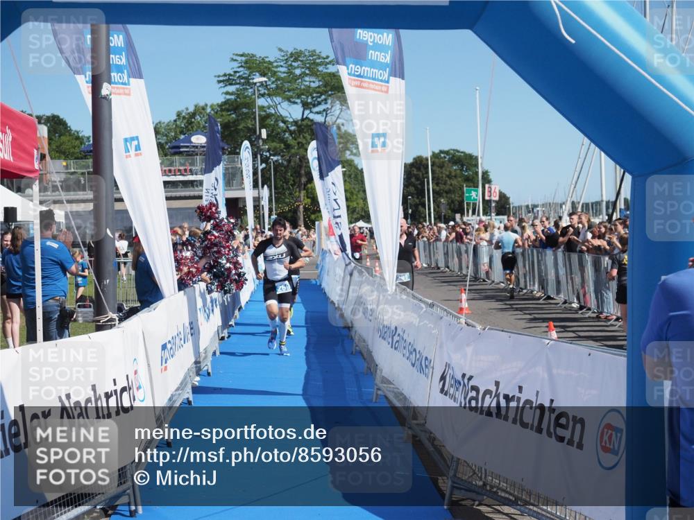 17.08.2025 - KN Förde Triathlon 2025 MichiJ http://msf.ph/oto/8593056 17.08.2025 12:00:12 Laufen 267, 269 meine-sportfotos.de