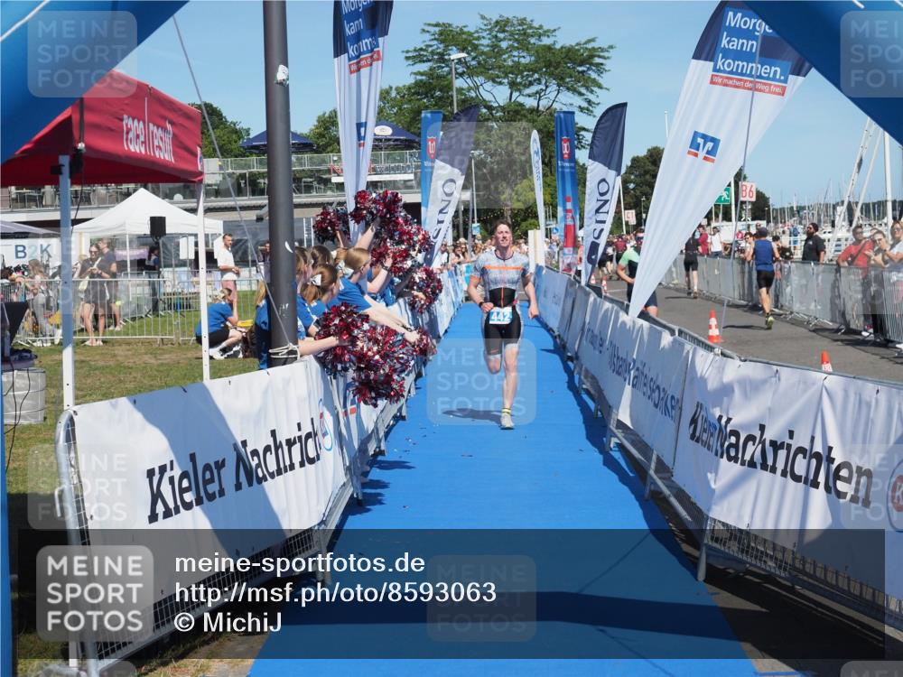 17.08.2025 - KN Förde Triathlon 2025 MichiJ http://msf.ph/oto/8593063 17.08.2025 13:52:57 Laufen 442 meine-sportfotos.de
