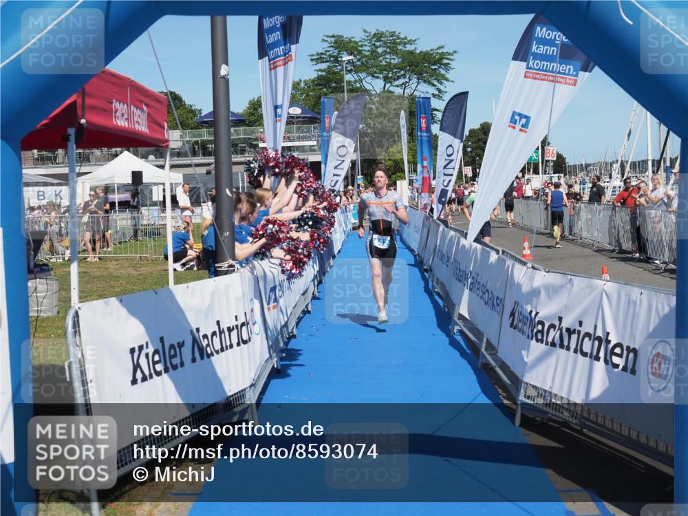 17.08.2025 - KN Förde Triathlon 2025 MichiJ http://msf.ph/oto/8593074 17.08.2025 13:52:58 Laufen 442 meine-sportfotos.de