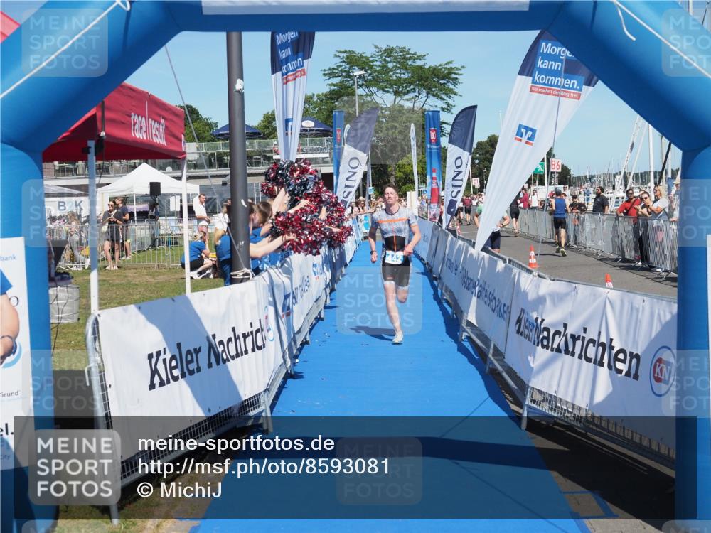 17.08.2025 - KN Förde Triathlon 2025 MichiJ http://msf.ph/oto/8593081 17.08.2025 13:52:58 Laufen 442 meine-sportfotos.de
