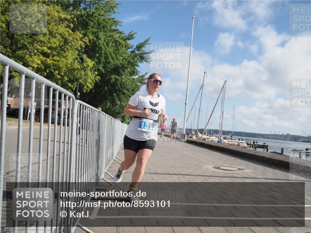 17.08.2025 - KN Förde Triathlon 2025 KatJ http://msf.ph/oto/8593101 17.08.2025 10:20:42 Laufen 139, 157, 185, 240 meine-sportfotos.de