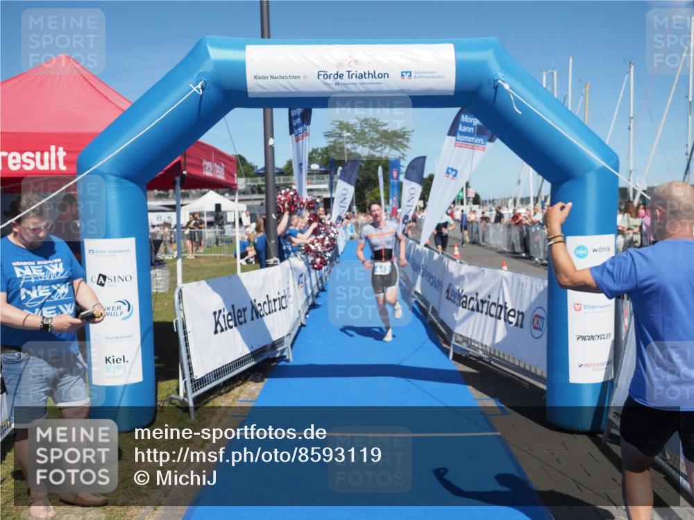 17.08.2025 - KN Förde Triathlon 2025 MichiJ http://msf.ph/oto/8593119 17.08.2025 13:52:59 Laufen 442 meine-sportfotos.de