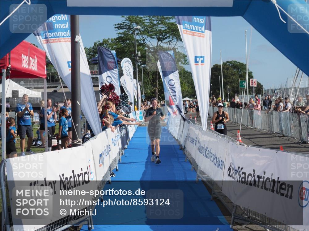 17.08.2025 - KN Förde Triathlon 2025 MichiJ http://msf.ph/oto/8593124 17.08.2025 10:36:35 Laufen 240 meine-sportfotos.de