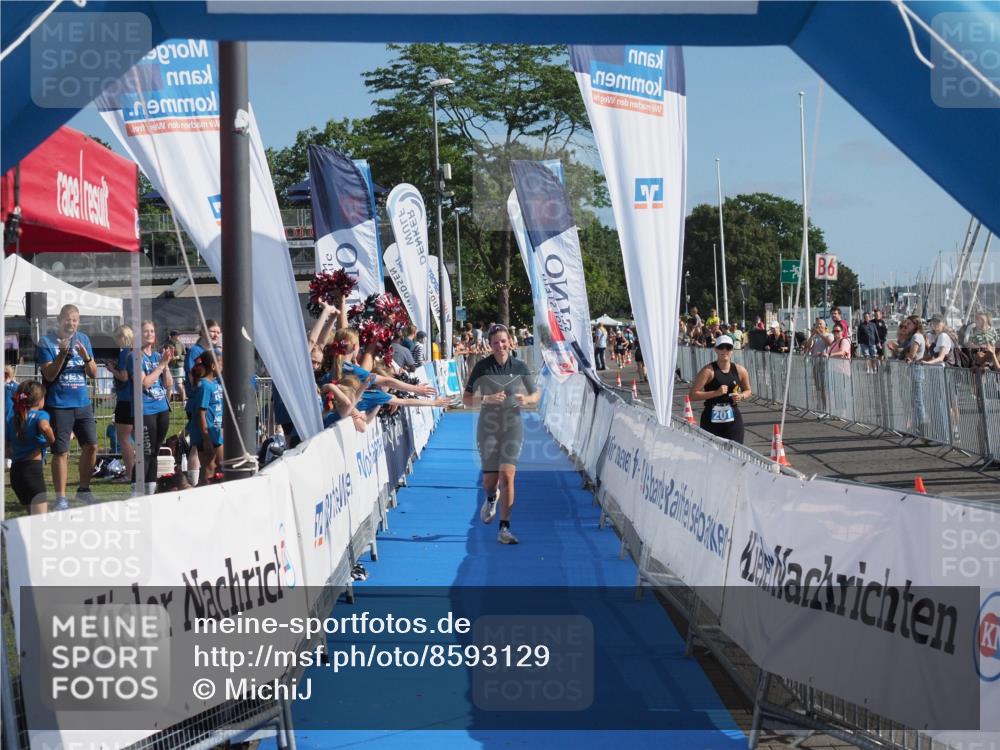 17.08.2025 - KN Förde Triathlon 2025 MichiJ http://msf.ph/oto/8593129 17.08.2025 10:36:36 Laufen 240 meine-sportfotos.de