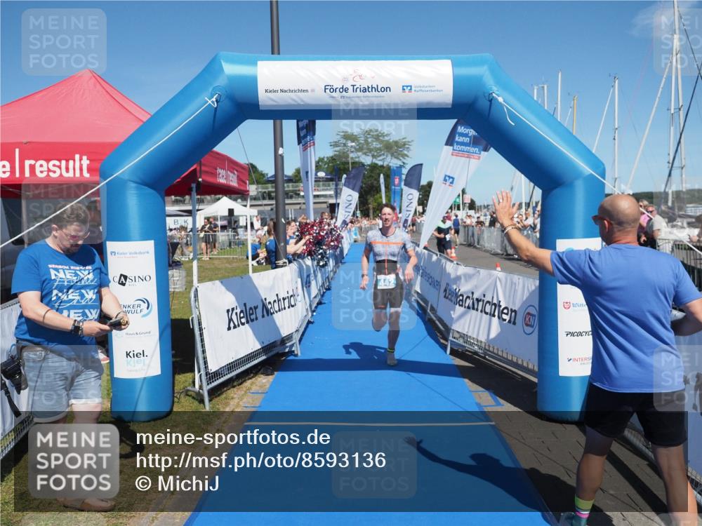 17.08.2025 - KN Förde Triathlon 2025 MichiJ http://msf.ph/oto/8593136 17.08.2025 13:52:59 Laufen 442 meine-sportfotos.de