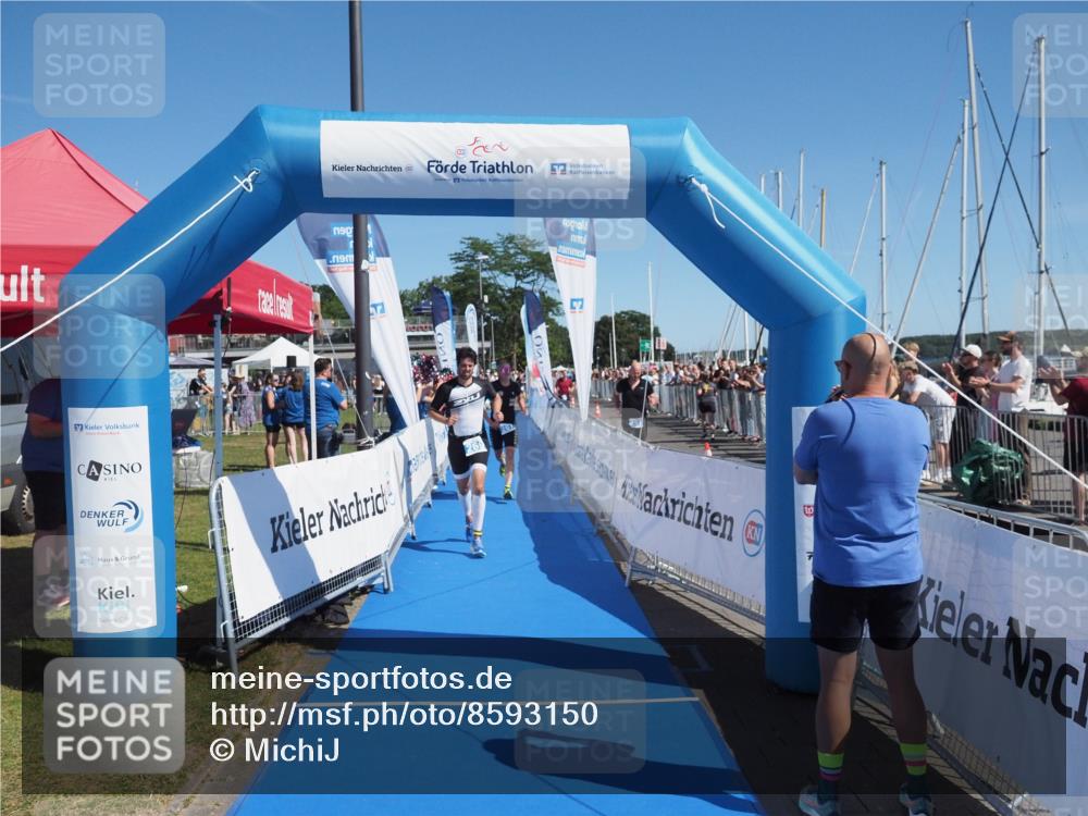 17.08.2025 - KN Förde Triathlon 2025 MichiJ http://msf.ph/oto/8593150 17.08.2025 12:00:14 Laufen 267, 269 meine-sportfotos.de
