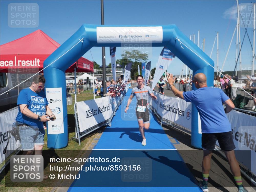 17.08.2025 - KN Förde Triathlon 2025 MichiJ http://msf.ph/oto/8593156 17.08.2025 13:52:59 Laufen 442 meine-sportfotos.de