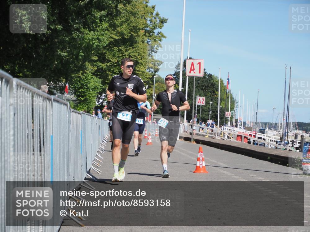 17.08.2025 - KN Förde Triathlon 2025 KatJ http://msf.ph/oto/8593158 17.08.2025 13:39:05 Laufen 434, 446, 473, 544 meine-sportfotos.de
