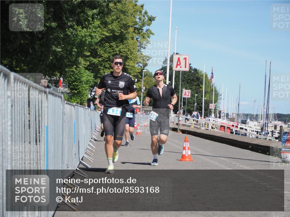 17.08.2025 - KN Förde Triathlon 2025 KatJ http://msf.ph/oto/8593168 17.08.2025 13:39:06 Laufen 434, 446, 473 meine-sportfotos.de