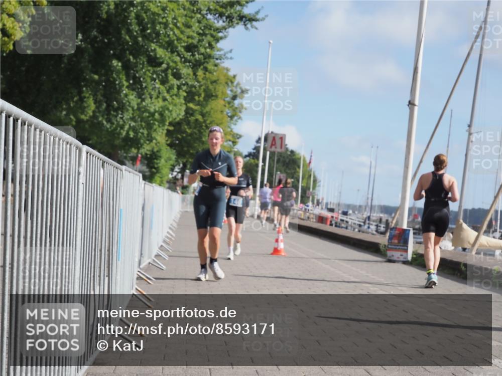 17.08.2025 - KN Förde Triathlon 2025 KatJ http://msf.ph/oto/8593171 17.08.2025 10:20:47 Laufen 140, 157, 158, 240 meine-sportfotos.de