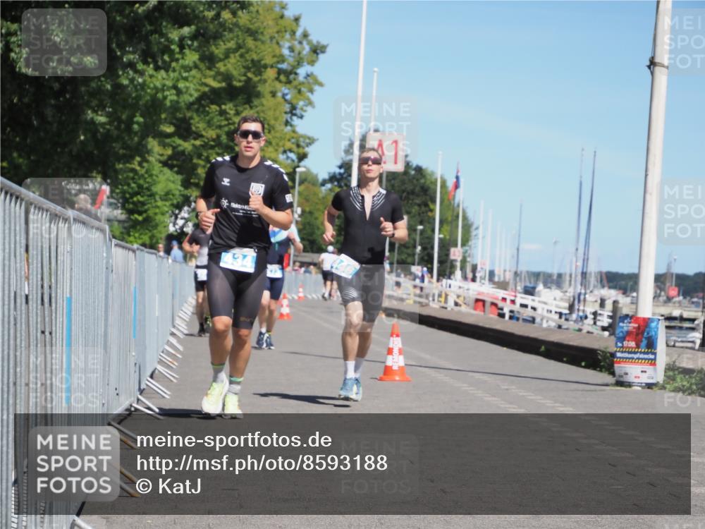 17.08.2025 - KN Förde Triathlon 2025 KatJ http://msf.ph/oto/8593188 17.08.2025 13:39:06 Laufen 434, 446, 473 meine-sportfotos.de