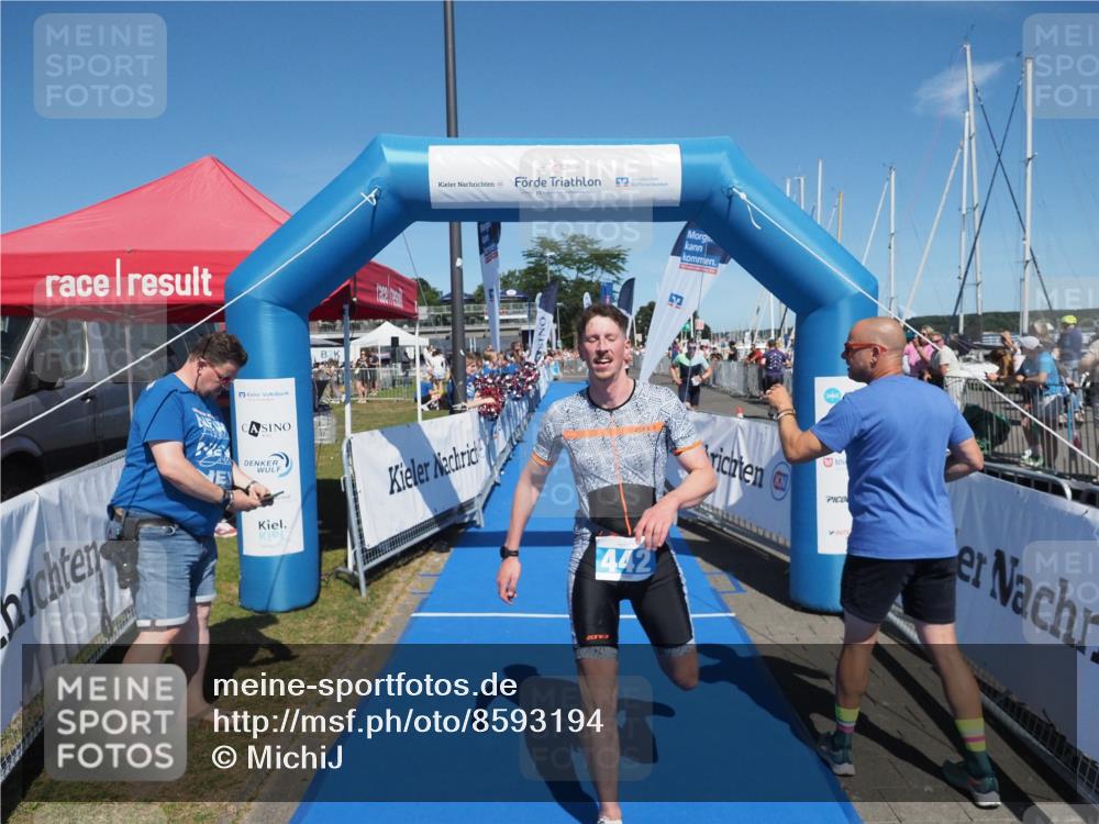 17.08.2025 - KN Förde Triathlon 2025 MichiJ http://msf.ph/oto/8593194 17.08.2025 13:53:00 Laufen 442 meine-sportfotos.de