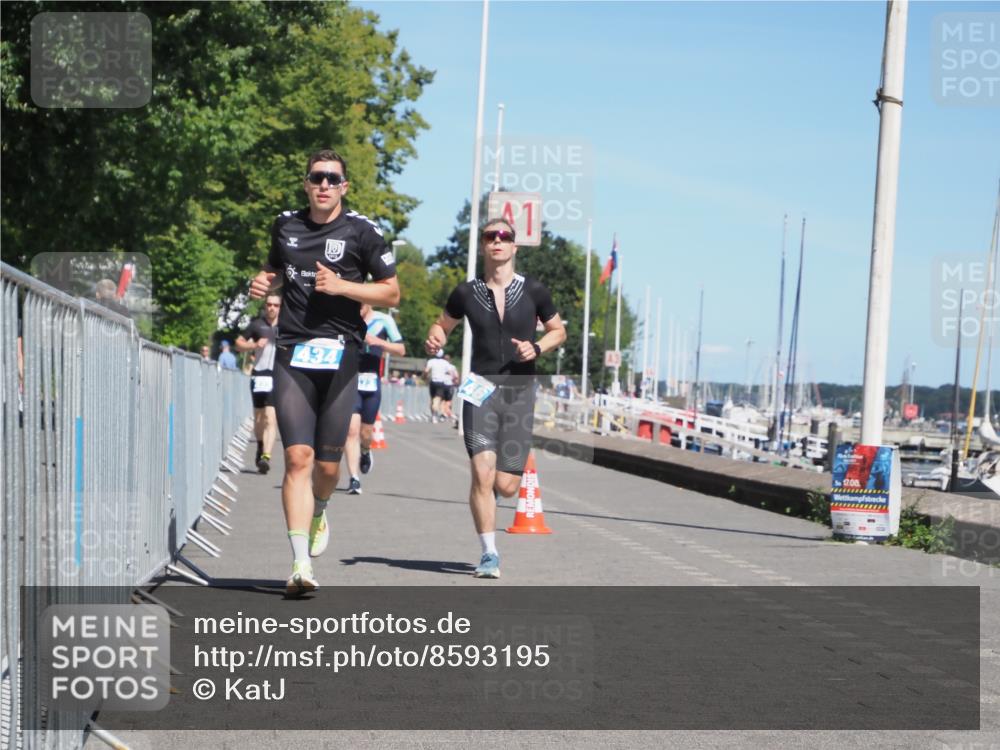 17.08.2025 - KN Förde Triathlon 2025 KatJ http://msf.ph/oto/8593195 17.08.2025 13:39:06 Laufen 434, 446, 473 meine-sportfotos.de