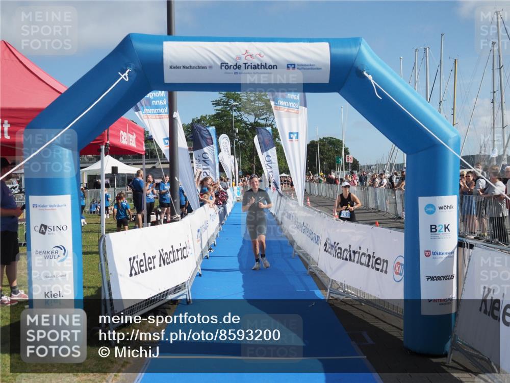 17.08.2025 - KN Förde Triathlon 2025 MichiJ http://msf.ph/oto/8593200 17.08.2025 10:36:37 Laufen 240 meine-sportfotos.de