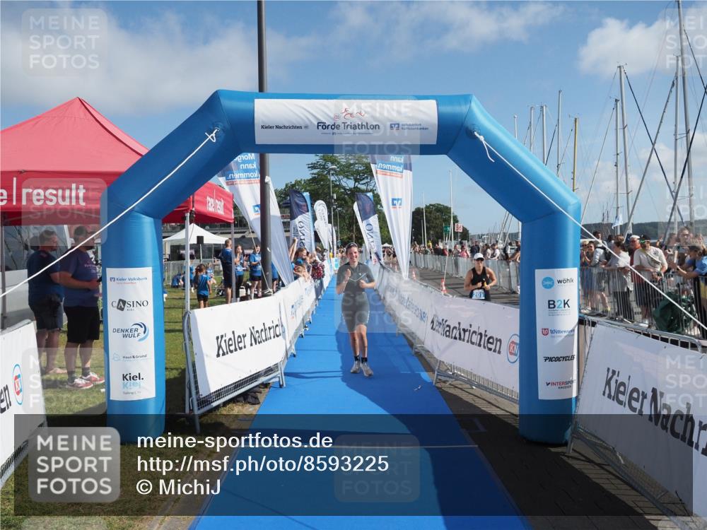 17.08.2025 - KN Förde Triathlon 2025 MichiJ http://msf.ph/oto/8593225 17.08.2025 10:36:38 Laufen 240 meine-sportfotos.de