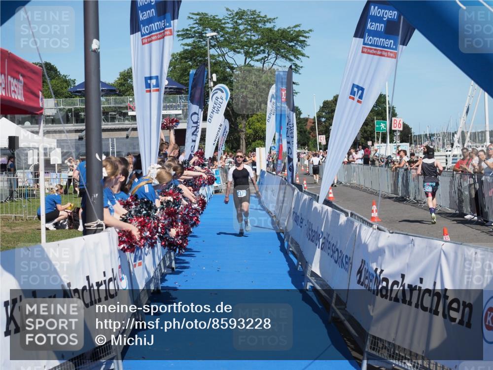 17.08.2025 - KN Förde Triathlon 2025 MichiJ http://msf.ph/oto/8593228 17.08.2025 13:53:27 Laufen 475 meine-sportfotos.de