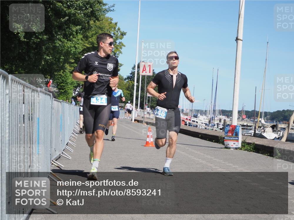 17.08.2025 - KN Förde Triathlon 2025 KatJ http://msf.ph/oto/8593241 17.08.2025 13:39:07 Laufen 423, 434, 446, 473 meine-sportfotos.de