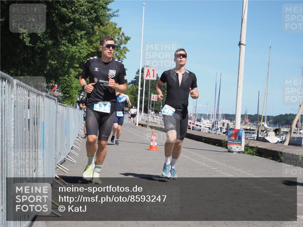 17.08.2025 - KN Förde Triathlon 2025 KatJ http://msf.ph/oto/8593247 17.08.2025 13:39:07 Laufen 423, 434, 446, 473 meine-sportfotos.de