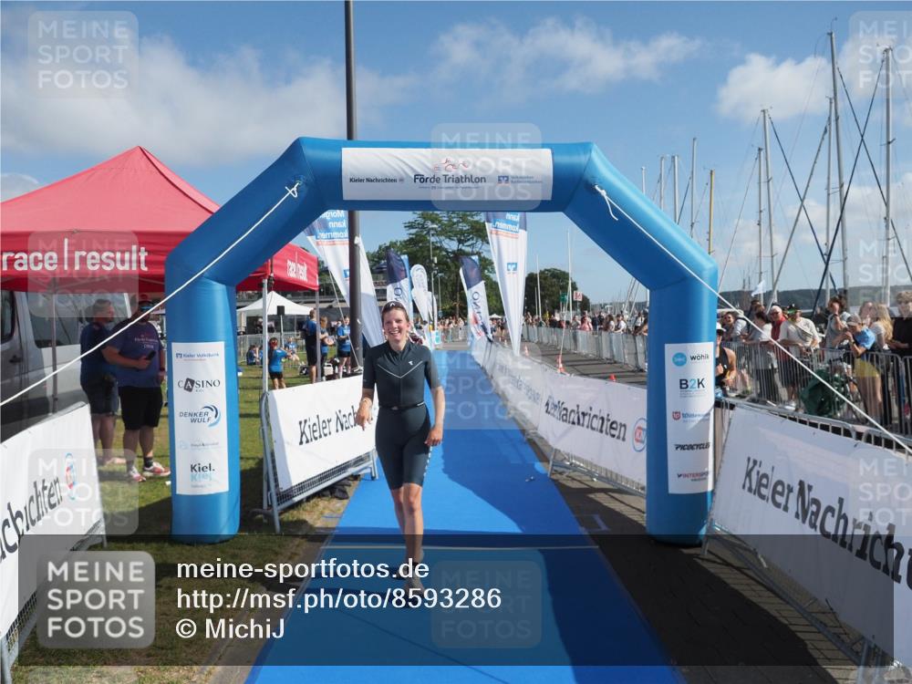 17.08.2025 - KN Förde Triathlon 2025 MichiJ http://msf.ph/oto/8593286 17.08.2025 10:36:40 Laufen 240 meine-sportfotos.de
