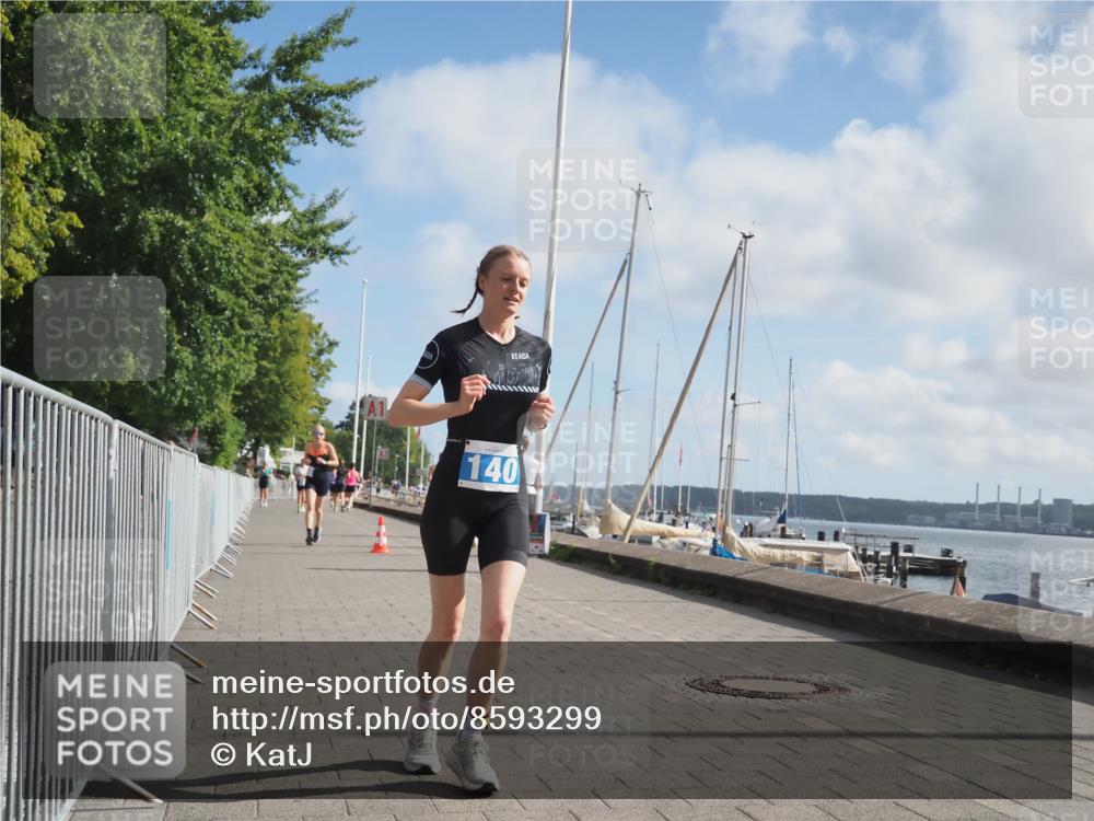 17.08.2025 - KN Förde Triathlon 2025 KatJ http://msf.ph/oto/8593299 17.08.2025 10:20:52 Laufen 140, 158, 240 meine-sportfotos.de