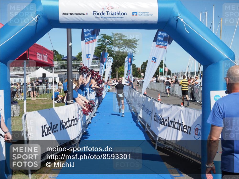 17.08.2025 - KN Förde Triathlon 2025 MichiJ http://msf.ph/oto/8593301 17.08.2025 13:53:29 Laufen 475 meine-sportfotos.de