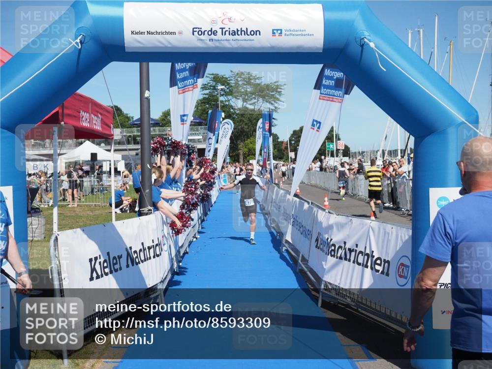 17.08.2025 - KN Förde Triathlon 2025 MichiJ http://msf.ph/oto/8593309 17.08.2025 13:53:29 Laufen 475 meine-sportfotos.de
