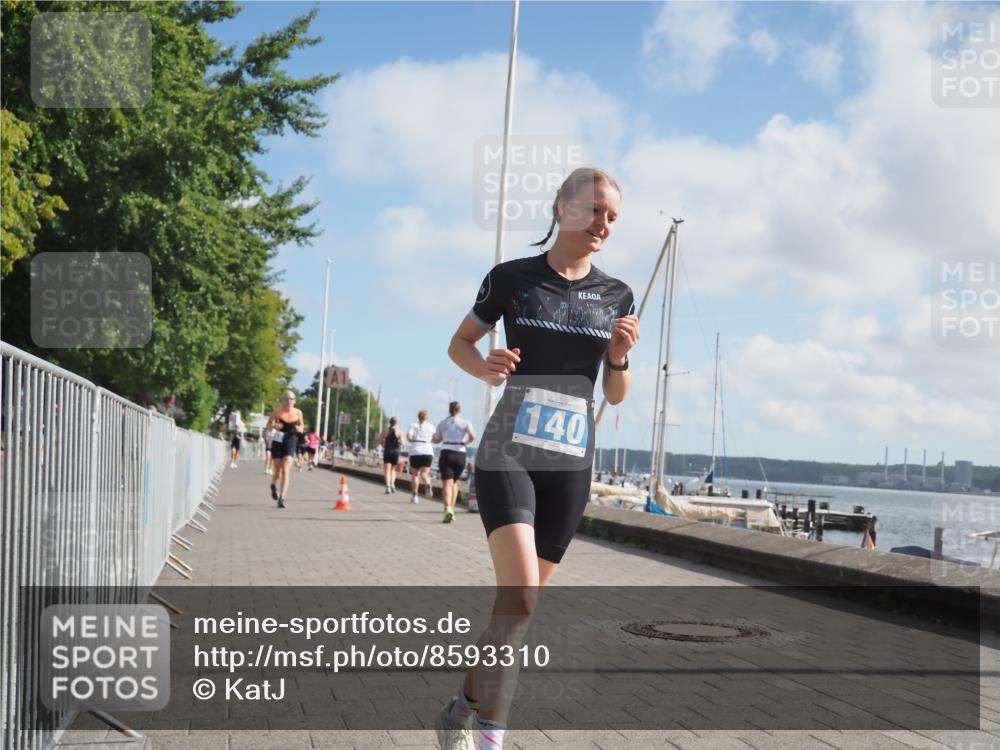17.08.2025 - KN Förde Triathlon 2025 KatJ http://msf.ph/oto/8593310 17.08.2025 10:20:52 Laufen 140, 158, 240 meine-sportfotos.de