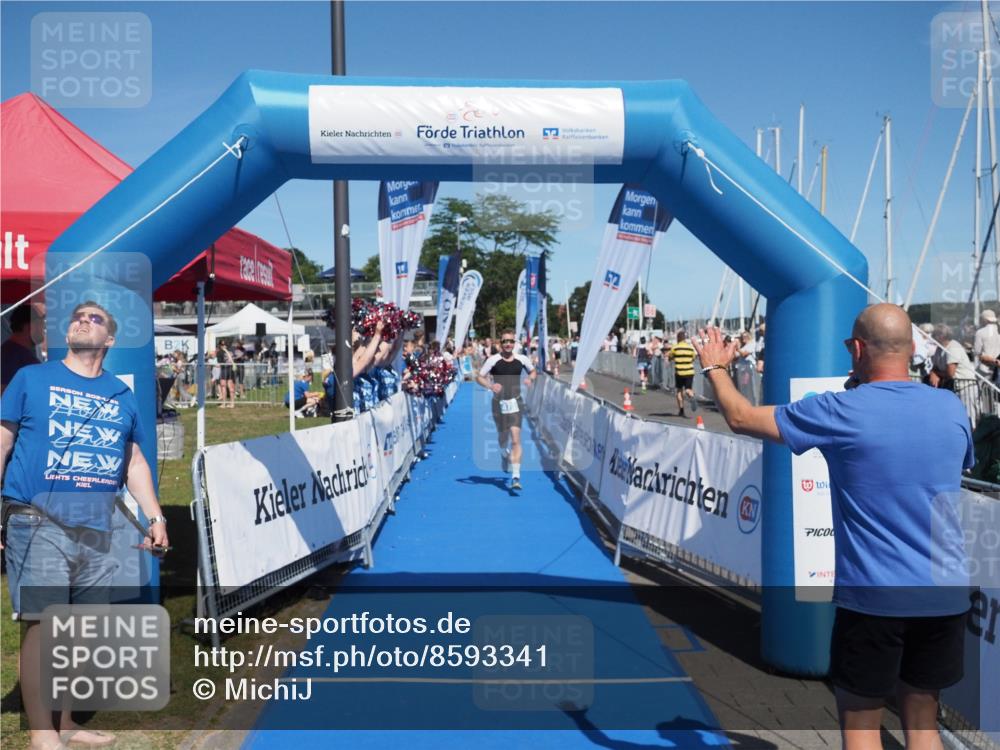 17.08.2025 - KN Förde Triathlon 2025 MichiJ http://msf.ph/oto/8593341 17.08.2025 13:53:29 Laufen 475 meine-sportfotos.de