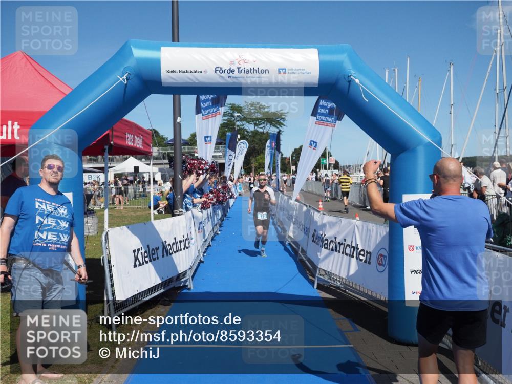 17.08.2025 - KN Förde Triathlon 2025 MichiJ http://msf.ph/oto/8593354 17.08.2025 13:53:30 Laufen 475 meine-sportfotos.de