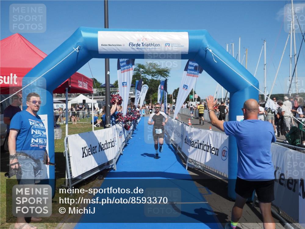 17.08.2025 - KN Förde Triathlon 2025 MichiJ http://msf.ph/oto/8593370 17.08.2025 13:53:30 Laufen 475 meine-sportfotos.de