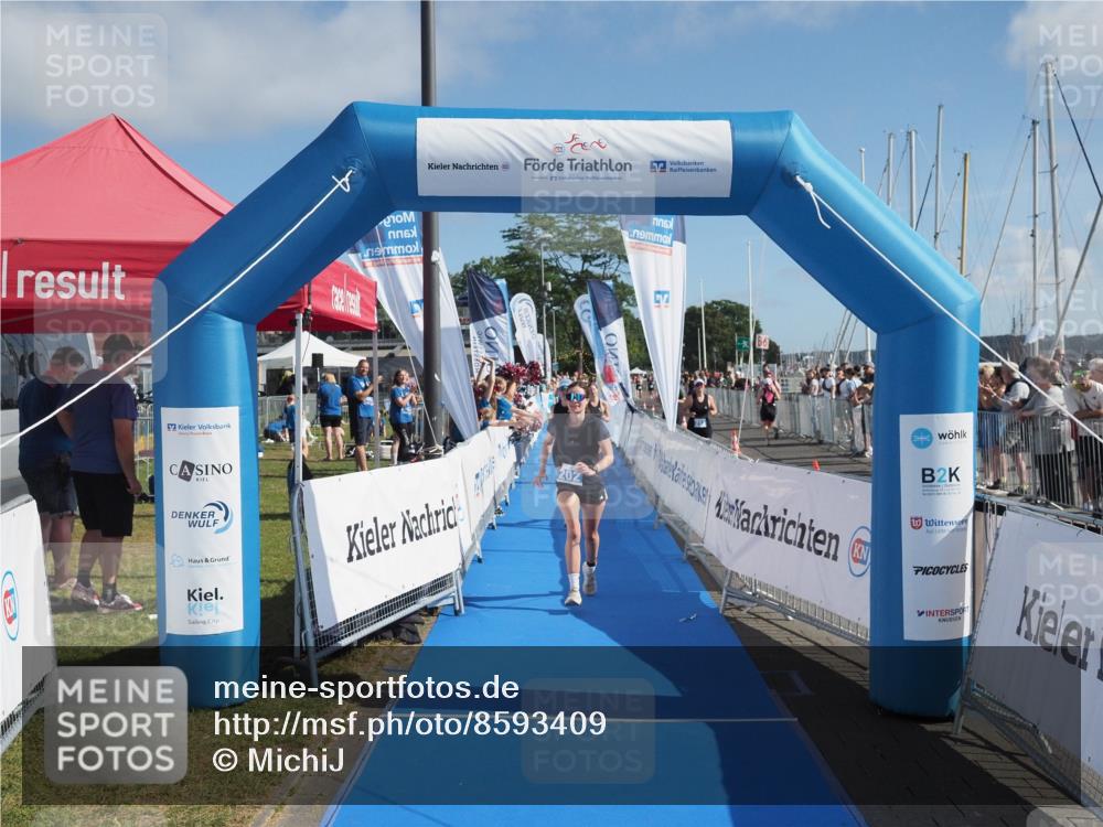 17.08.2025 - KN Förde Triathlon 2025 MichiJ http://msf.ph/oto/8593409 17.08.2025 10:36:59 Laufen 185, 202, 250 meine-sportfotos.de