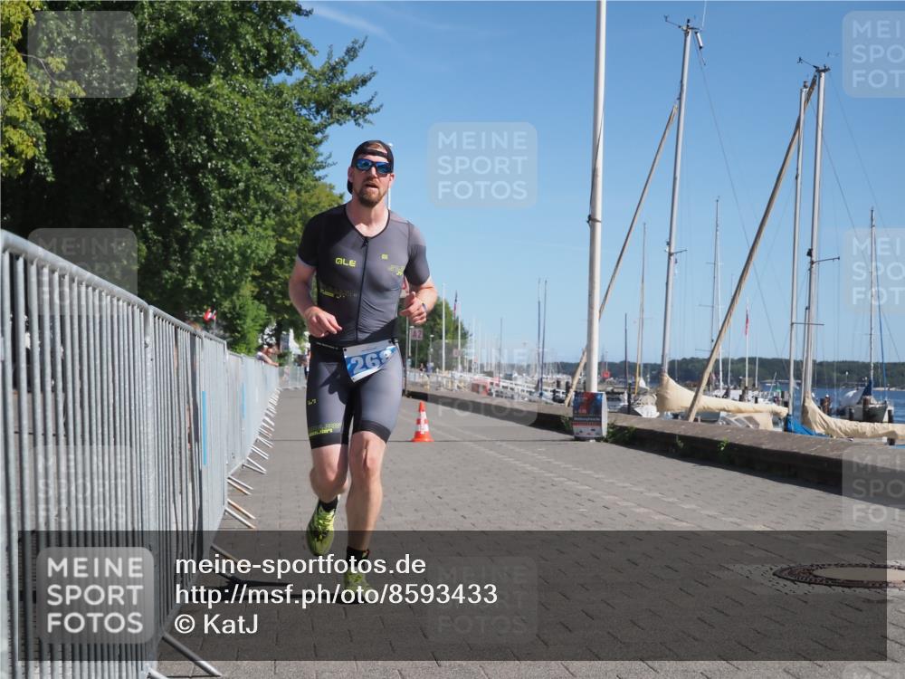 17.08.2025 - KN Förde Triathlon 2025 KatJ http://msf.ph/oto/8593433 17.08.2025 11:37:33 Laufen 268 meine-sportfotos.de