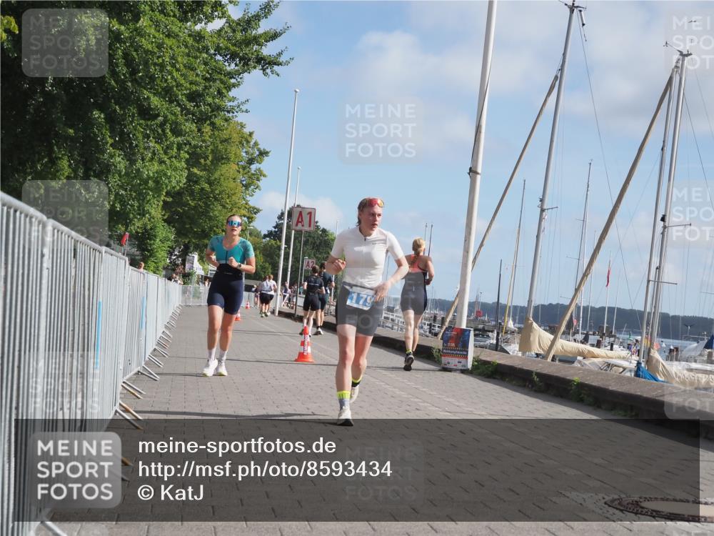 17.08.2025 - KN Förde Triathlon 2025 KatJ http://msf.ph/oto/8593434 17.08.2025 10:21:05 Laufen 179, 220 meine-sportfotos.de