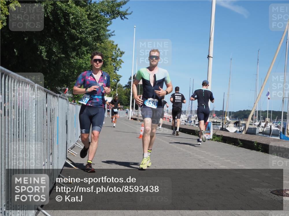 17.08.2025 - KN Förde Triathlon 2025 KatJ http://msf.ph/oto/8593438 17.08.2025 13:39:18 Laufen 423, 450, 471, 502, 541 meine-sportfotos.de