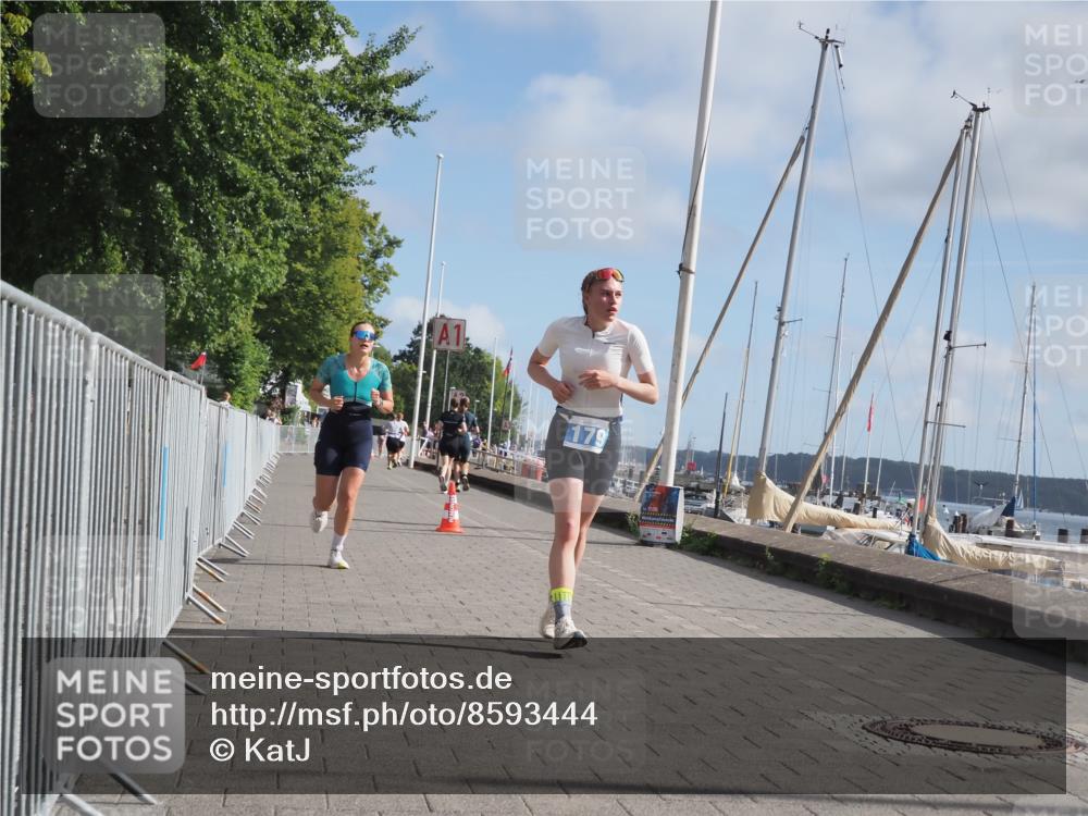 17.08.2025 - KN Förde Triathlon 2025 KatJ http://msf.ph/oto/8593444 17.08.2025 10:21:05 Laufen 179, 220 meine-sportfotos.de