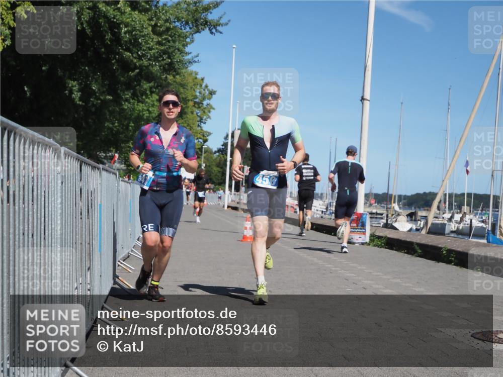 17.08.2025 - KN Förde Triathlon 2025 KatJ http://msf.ph/oto/8593446 17.08.2025 13:39:18 Laufen 423, 450, 471, 502, 541 meine-sportfotos.de