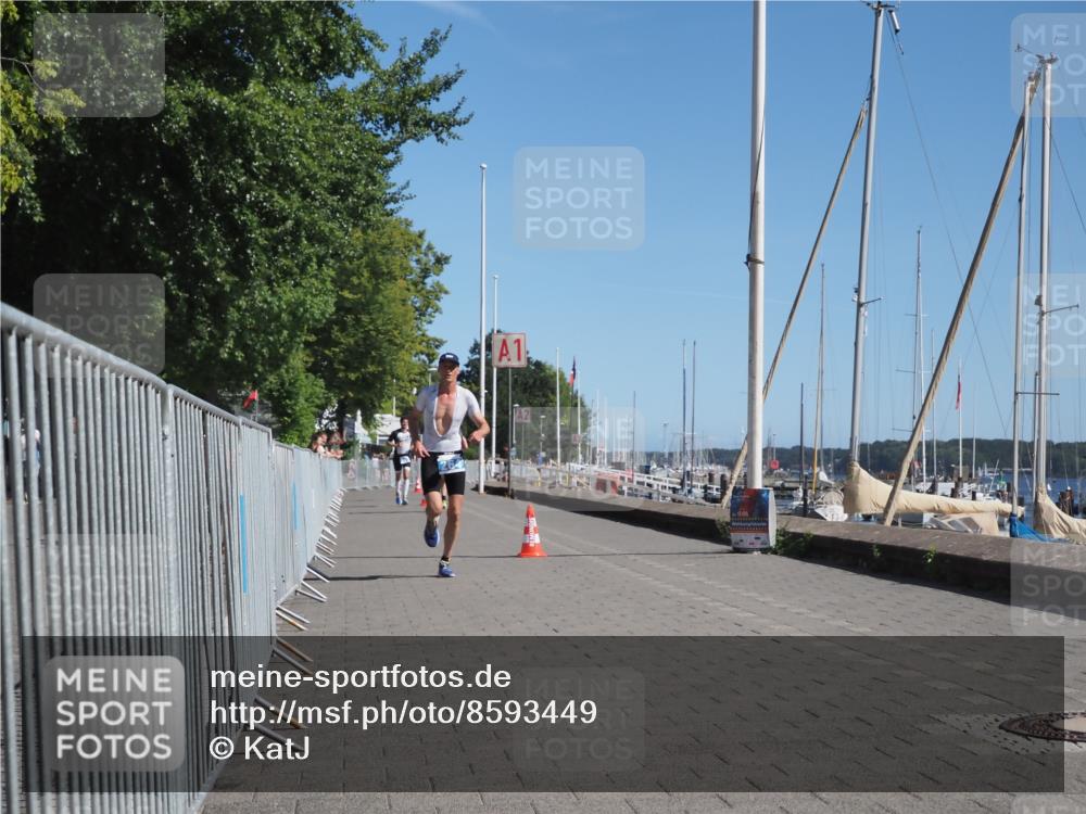 17.08.2025 - KN Förde Triathlon 2025 KatJ http://msf.ph/oto/8593449 17.08.2025 11:37:47 Laufen 264 meine-sportfotos.de