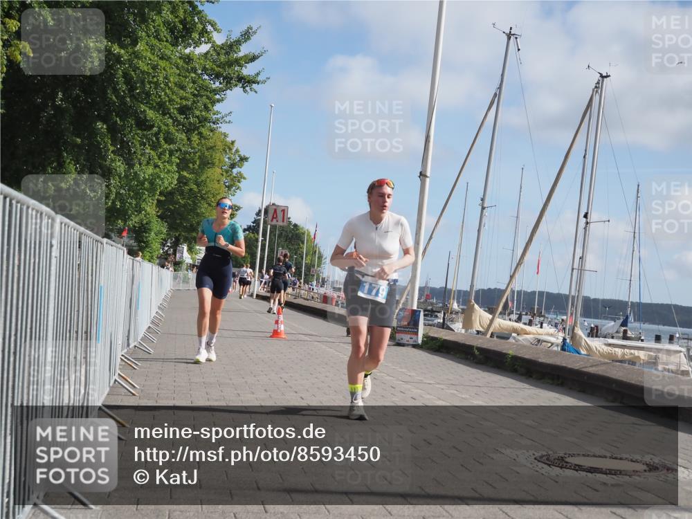 17.08.2025 - KN Förde Triathlon 2025 KatJ http://msf.ph/oto/8593450 17.08.2025 10:21:05 Laufen 179, 220 meine-sportfotos.de