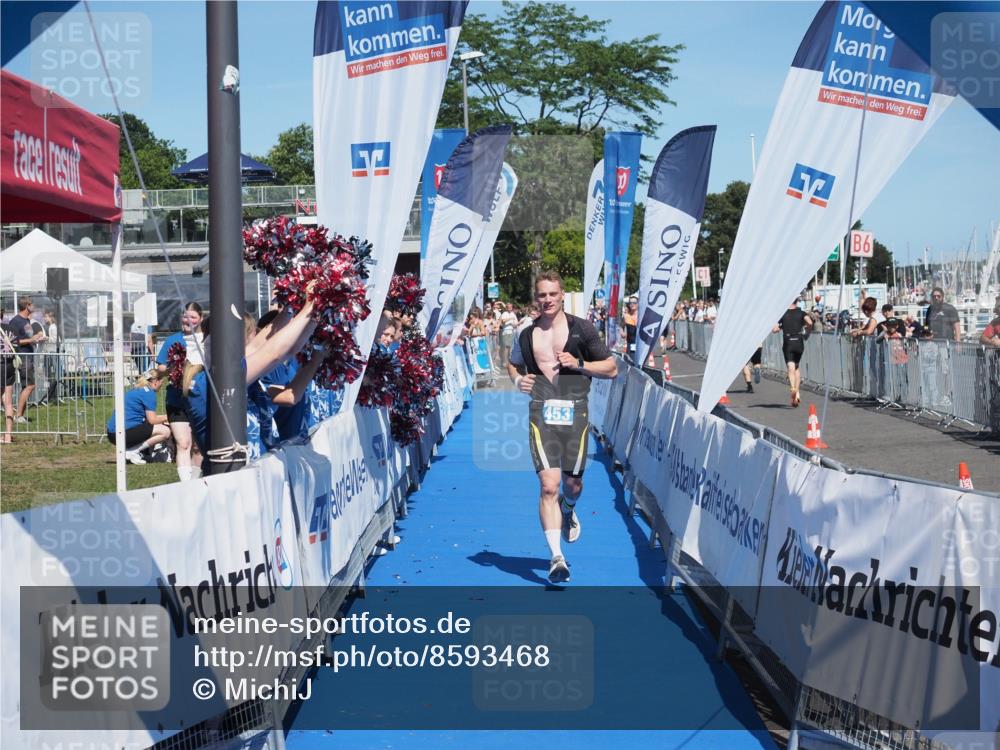 17.08.2025 - KN Förde Triathlon 2025 MichiJ http://msf.ph/oto/8593468 17.08.2025 13:53:35 Laufen 453, 475 meine-sportfotos.de