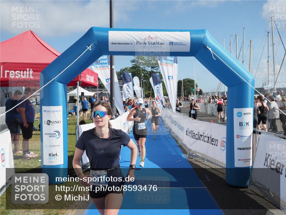 17.08.2025 - KN Förde Triathlon 2025 MichiJ http://msf.ph/oto/8593476 17.08.2025 10:37:01 Laufen 185, 202, 250 meine-sportfotos.de