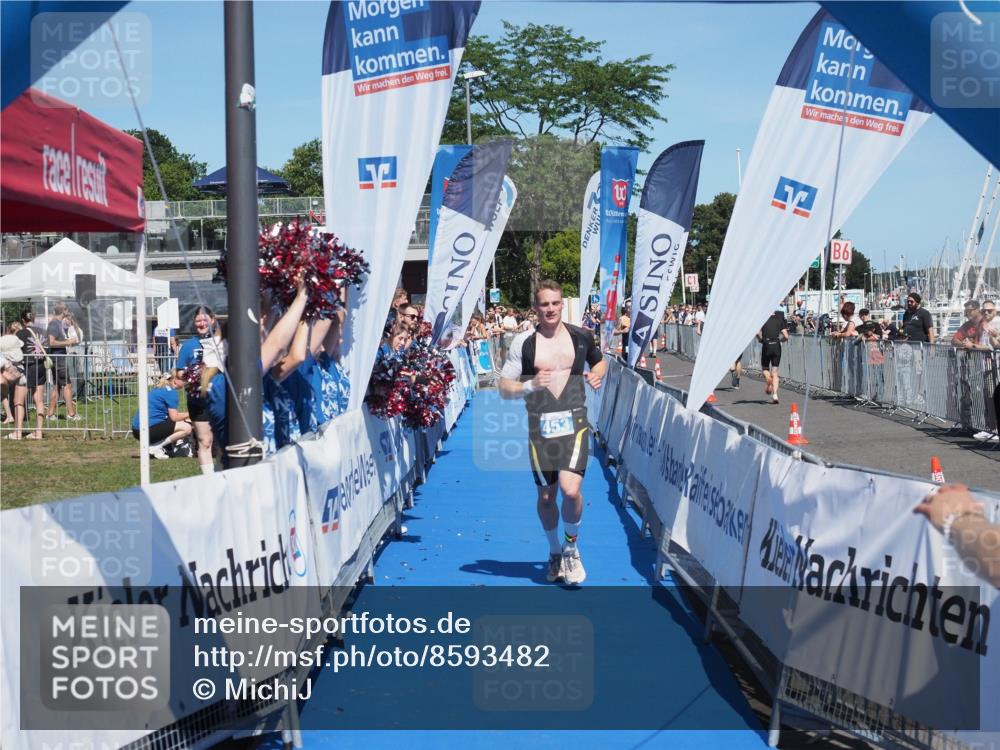 17.08.2025 - KN Förde Triathlon 2025 MichiJ http://msf.ph/oto/8593482 17.08.2025 13:53:35 Laufen 453, 475 meine-sportfotos.de