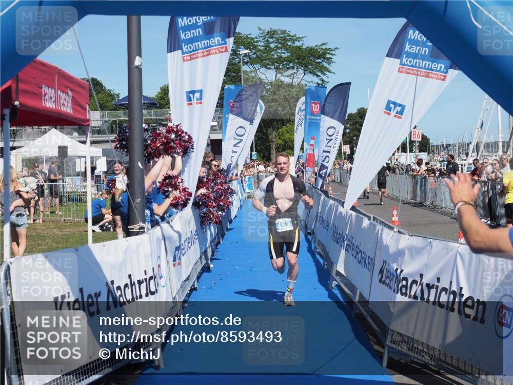 17.08.2025 - KN Förde Triathlon 2025 MichiJ http://msf.ph/oto/8593493 17.08.2025 13:53:36 Laufen 453, 475 meine-sportfotos.de