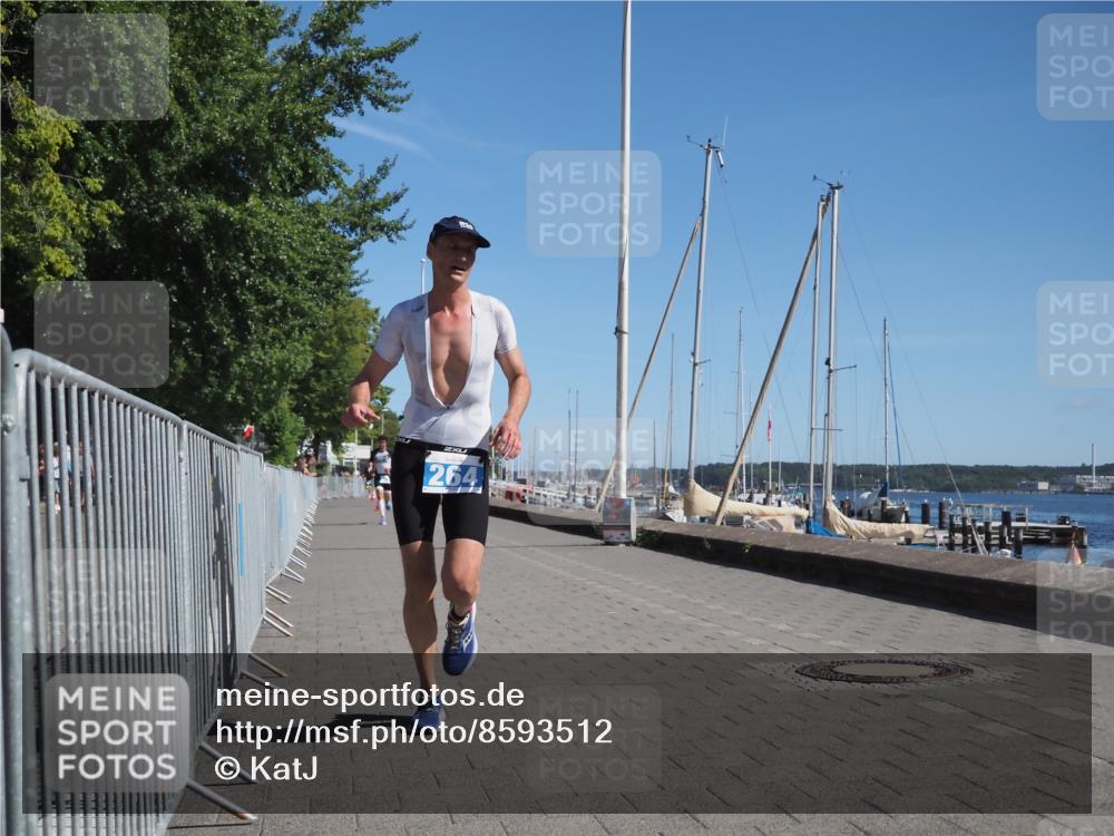 17.08.2025 - KN Förde Triathlon 2025 KatJ http://msf.ph/oto/8593512 17.08.2025 11:37:51 Laufen 264, 269 meine-sportfotos.de