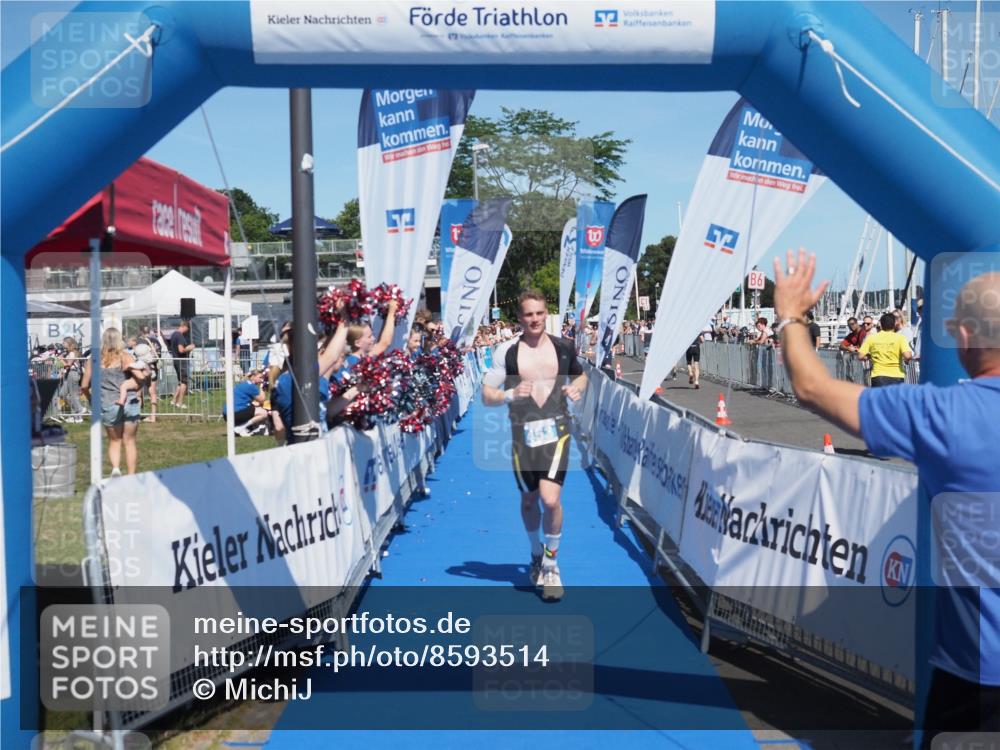 17.08.2025 - KN Förde Triathlon 2025 MichiJ http://msf.ph/oto/8593514 17.08.2025 13:53:36 Laufen 453, 475 meine-sportfotos.de
