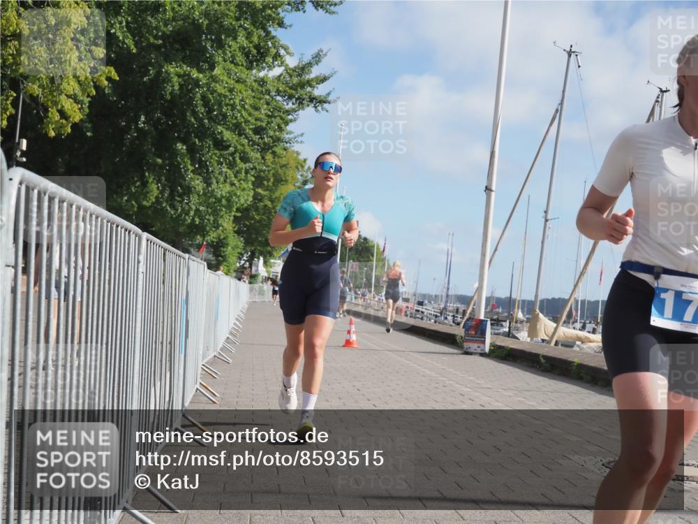 17.08.2025 - KN Förde Triathlon 2025 KatJ http://msf.ph/oto/8593515 17.08.2025 10:21:07 Laufen 179, 220 meine-sportfotos.de
